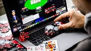 টেনিস কোর্টে ম্যাচ চলছে — ecwin88 ফলাফল বিশ্লেষণ গাইড
